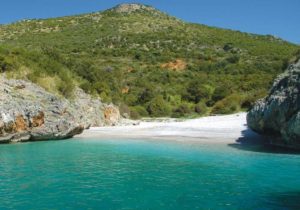 La spiaggia più bella d'Italia - Cala bianca
